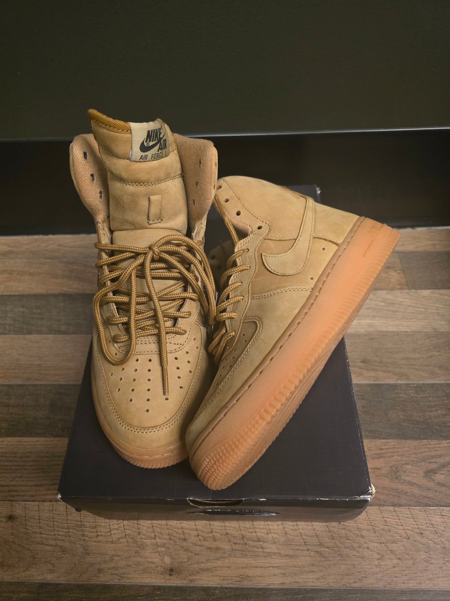 AF1 high flax