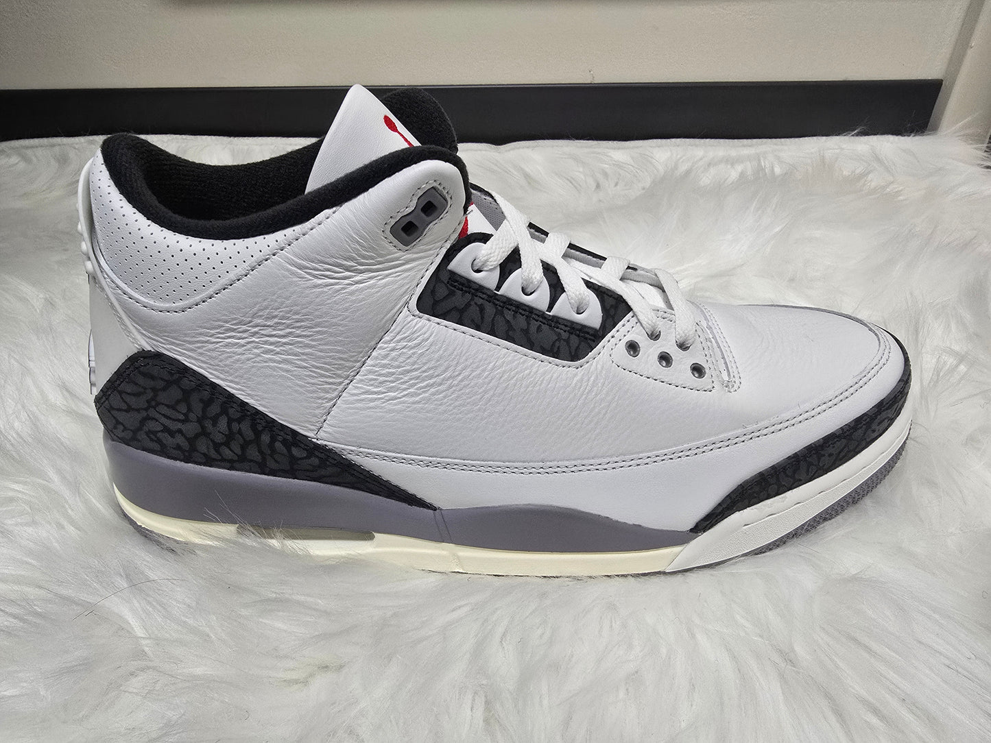 Jordan 3 White Cement