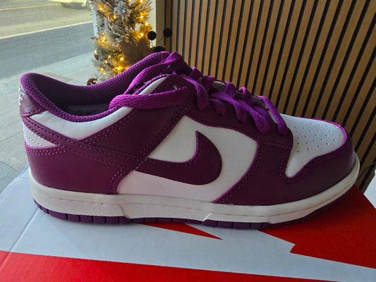 Dunk Low Violet