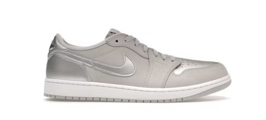 Jordan 1 Low Silver