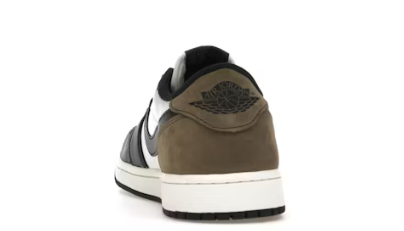 Jordan 1 Low Mocha