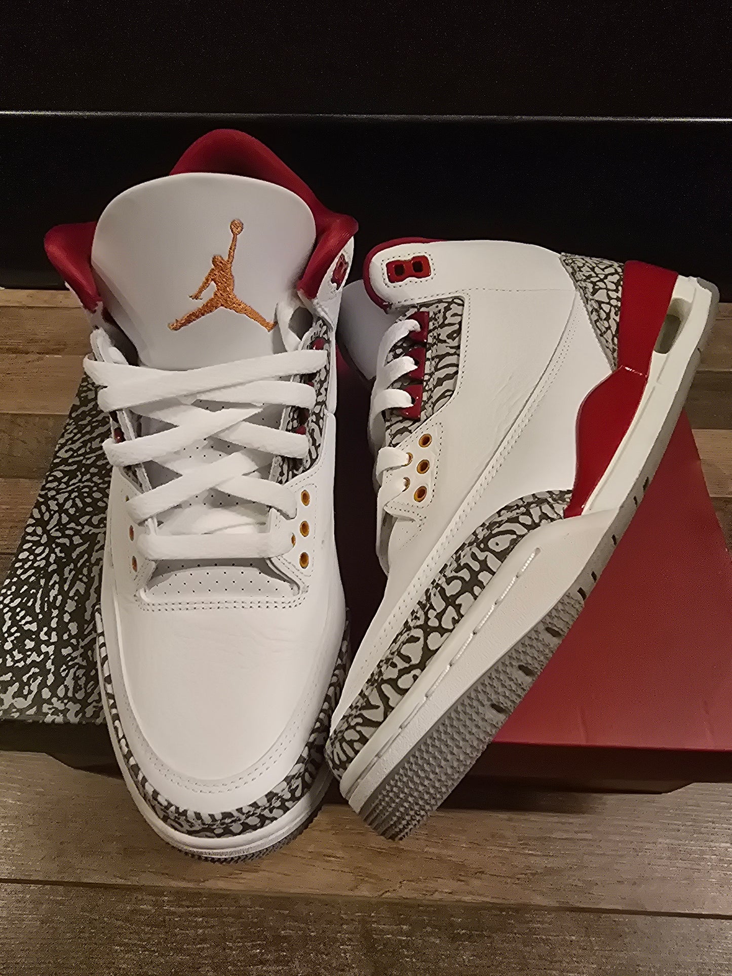 Jordan 3 Cardinal