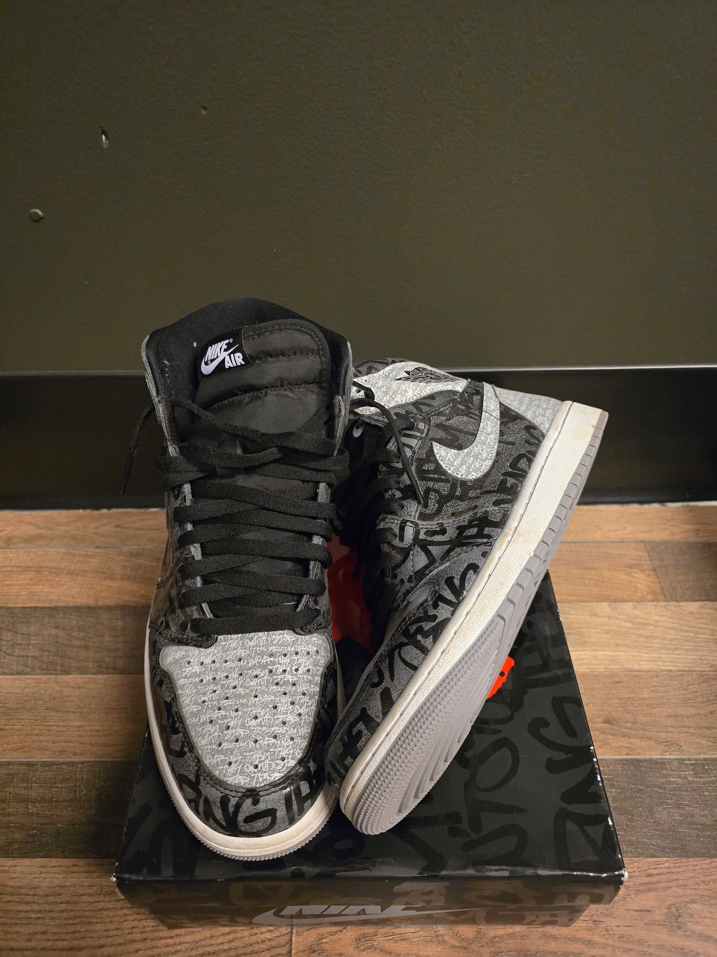 Jordan 1 High - Rebellionaire