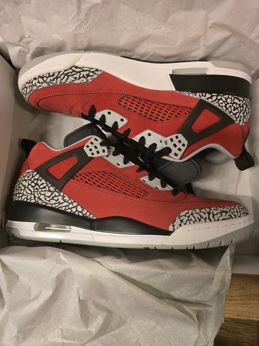 Jordan Spizike low Toro