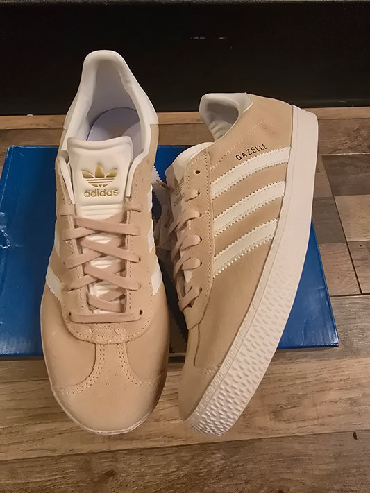 Adidas Gazelle pink tint